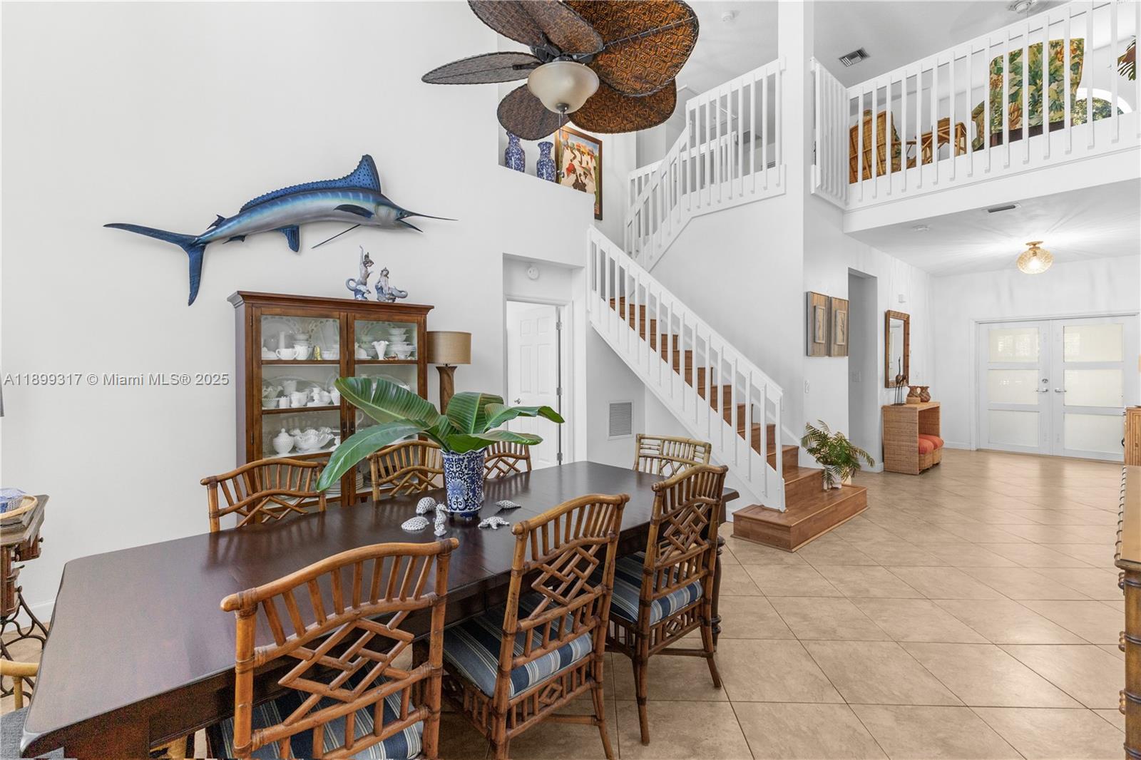 EMBASSY LAKES - Residential