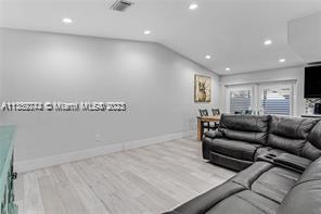 BENT TREE SEC 1 - Residential Lease