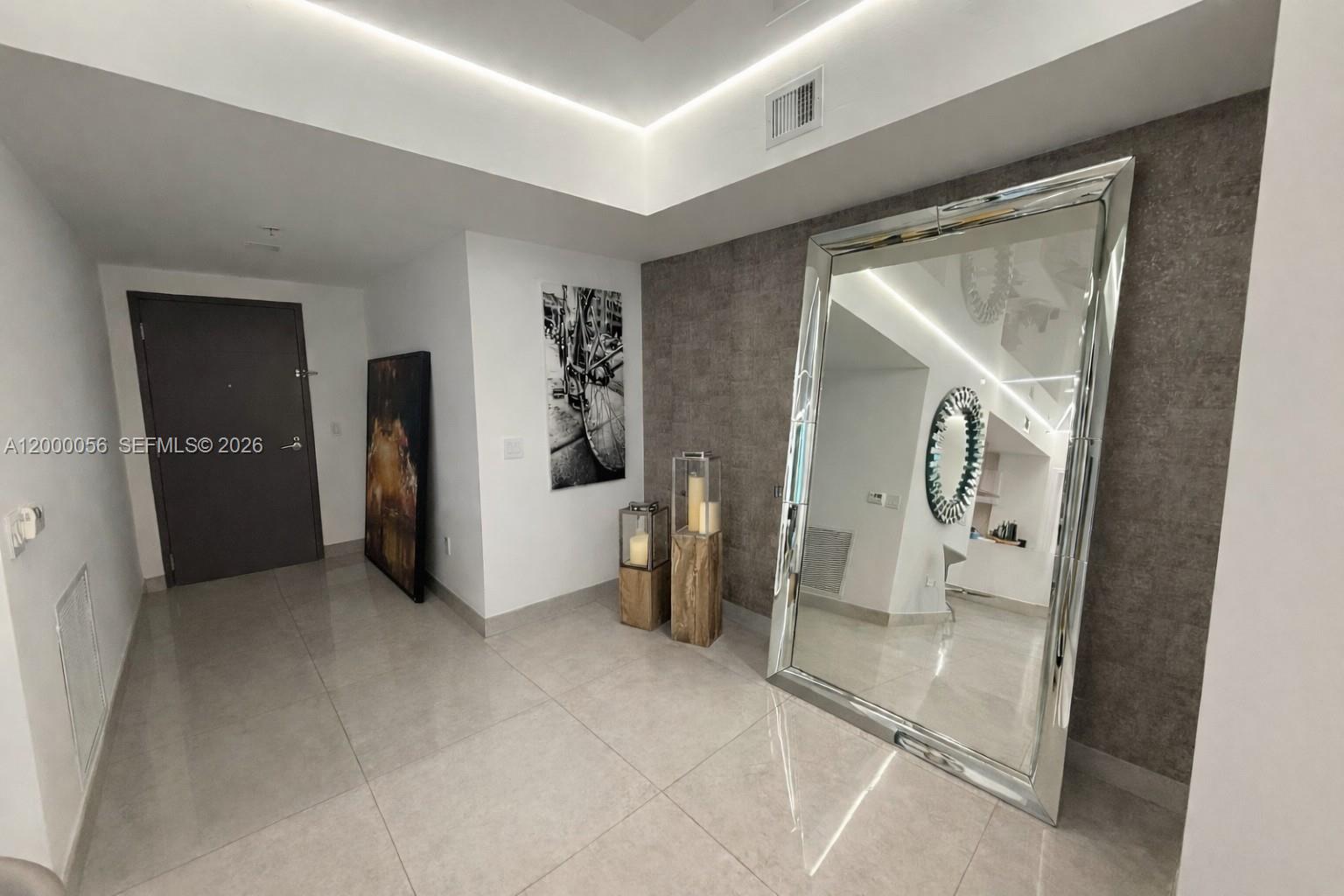 17301 Biscayne Blvd 308