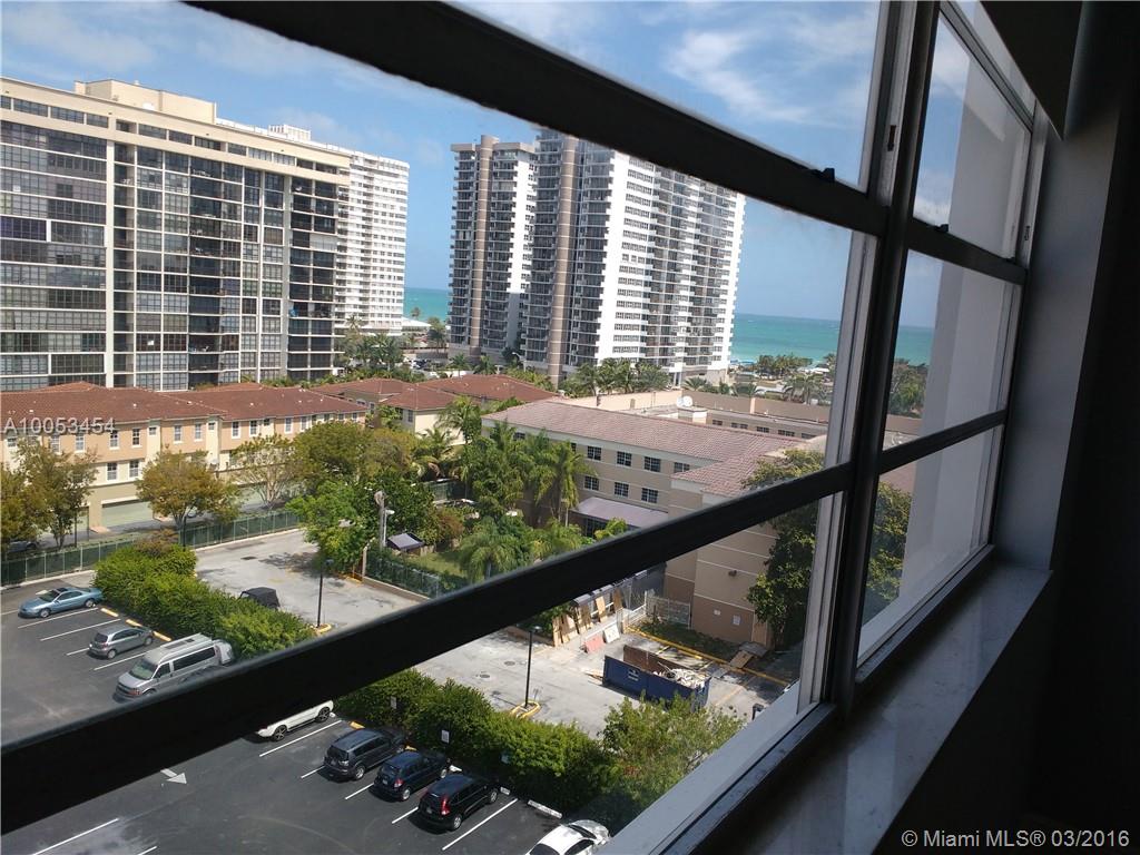 Ashleigh House Condo - Residential Lease