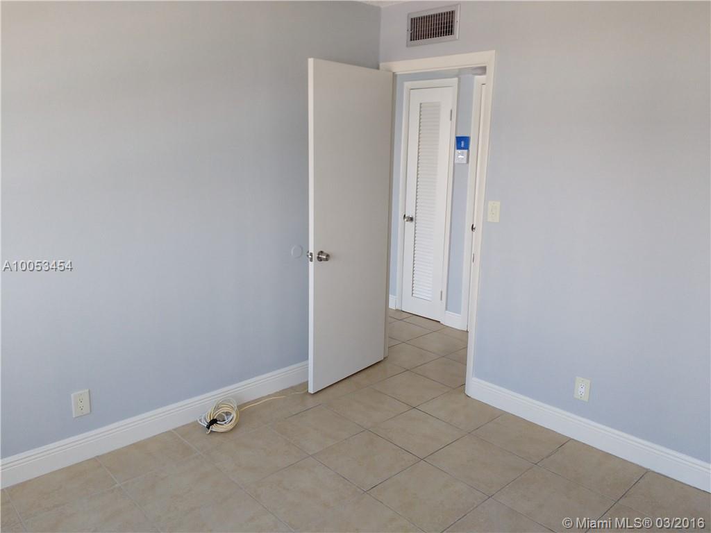 Ashleigh House Condo - Residential Lease