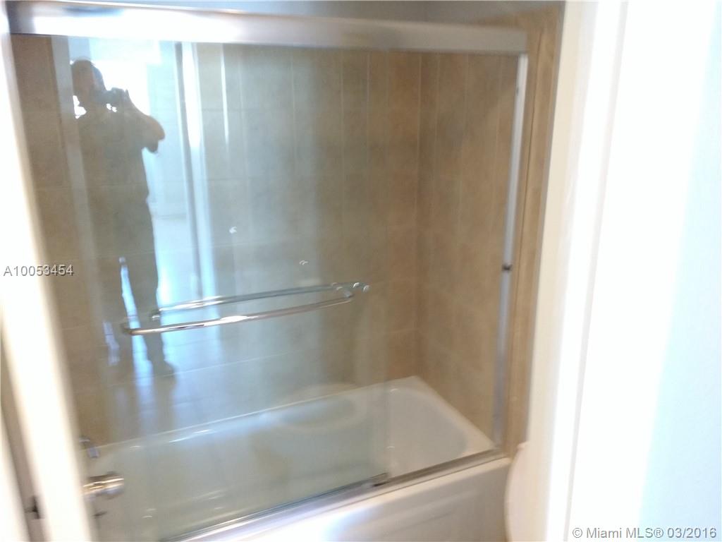 Ashleigh House Condo - Residential Lease