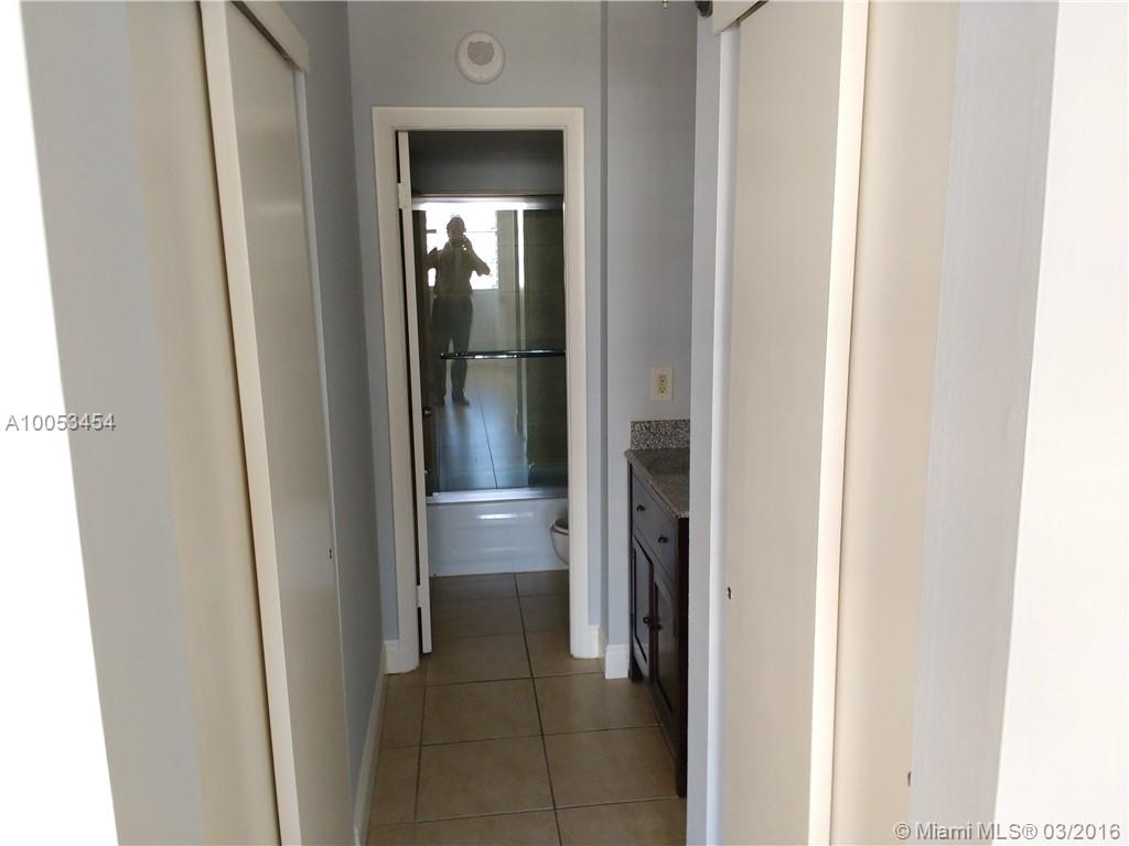 Ashleigh House Condo - Residential Lease