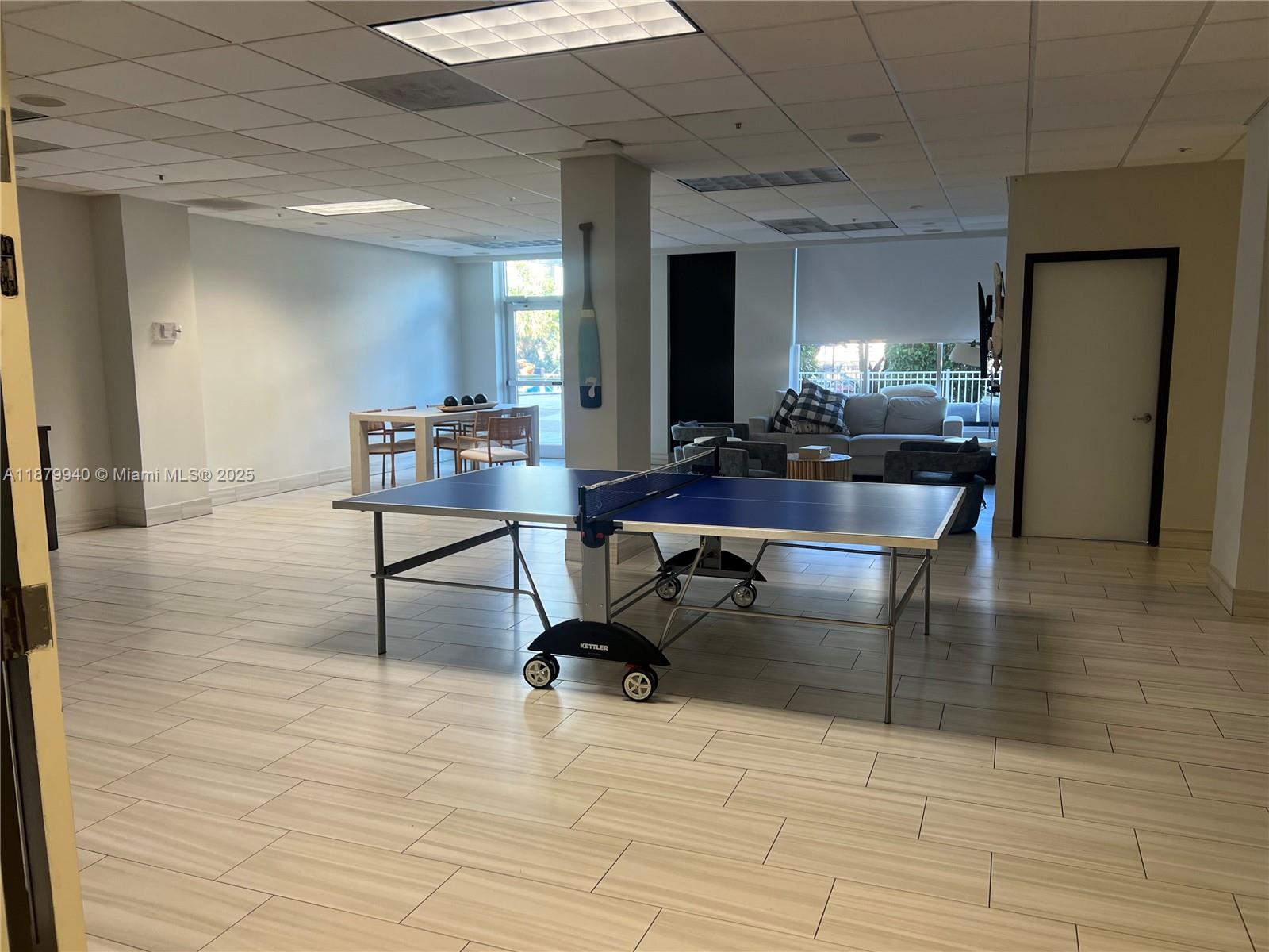 OCEANVIEW BUILDING A COND - Residential Lease