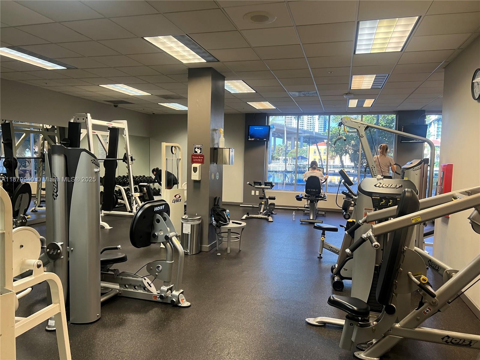 OCEANVIEW BUILDING A COND - Residential Lease