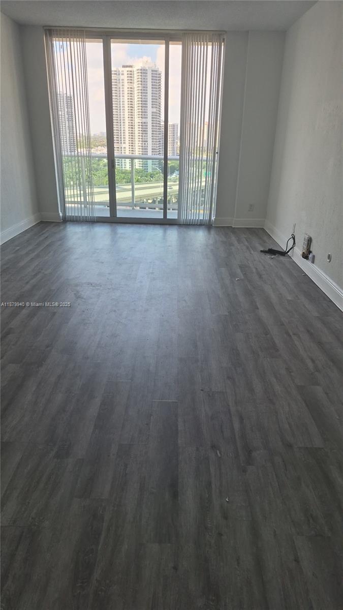 OCEANVIEW BUILDING A COND - Residential Lease