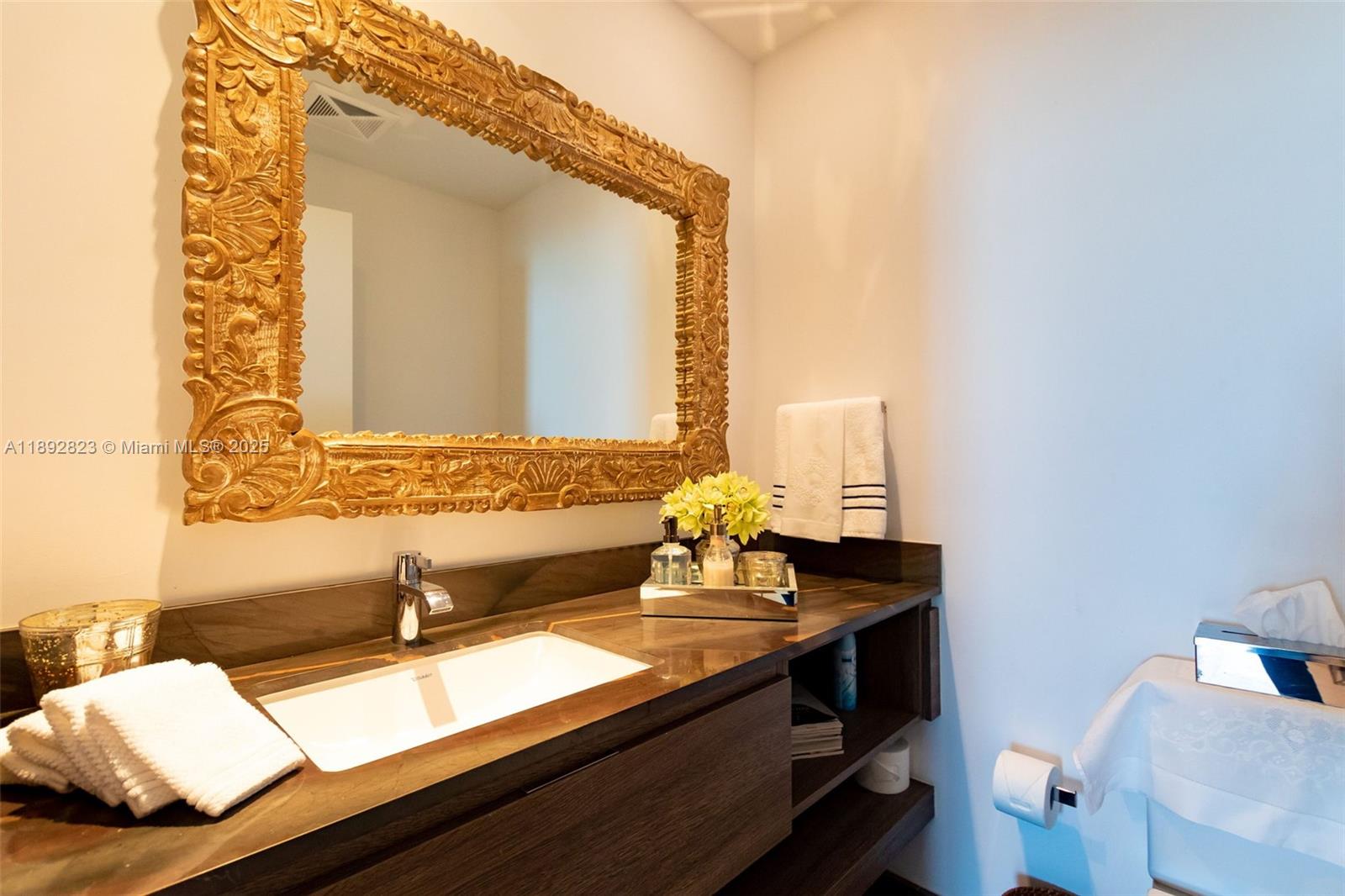 OCEANA KEY BISCAYNE CONDO - Residential Lease