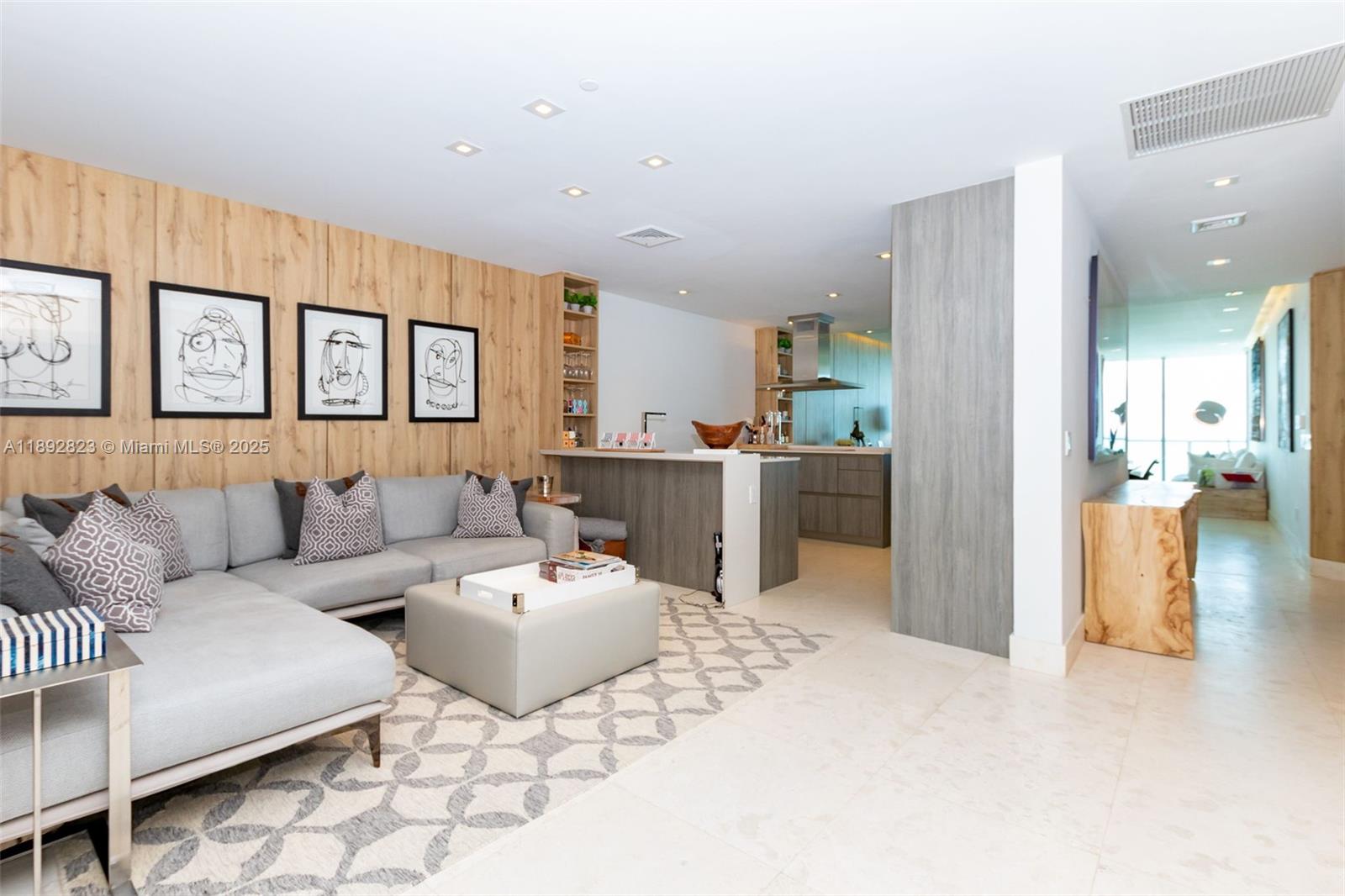 OCEANA KEY BISCAYNE CONDO - Residential Lease