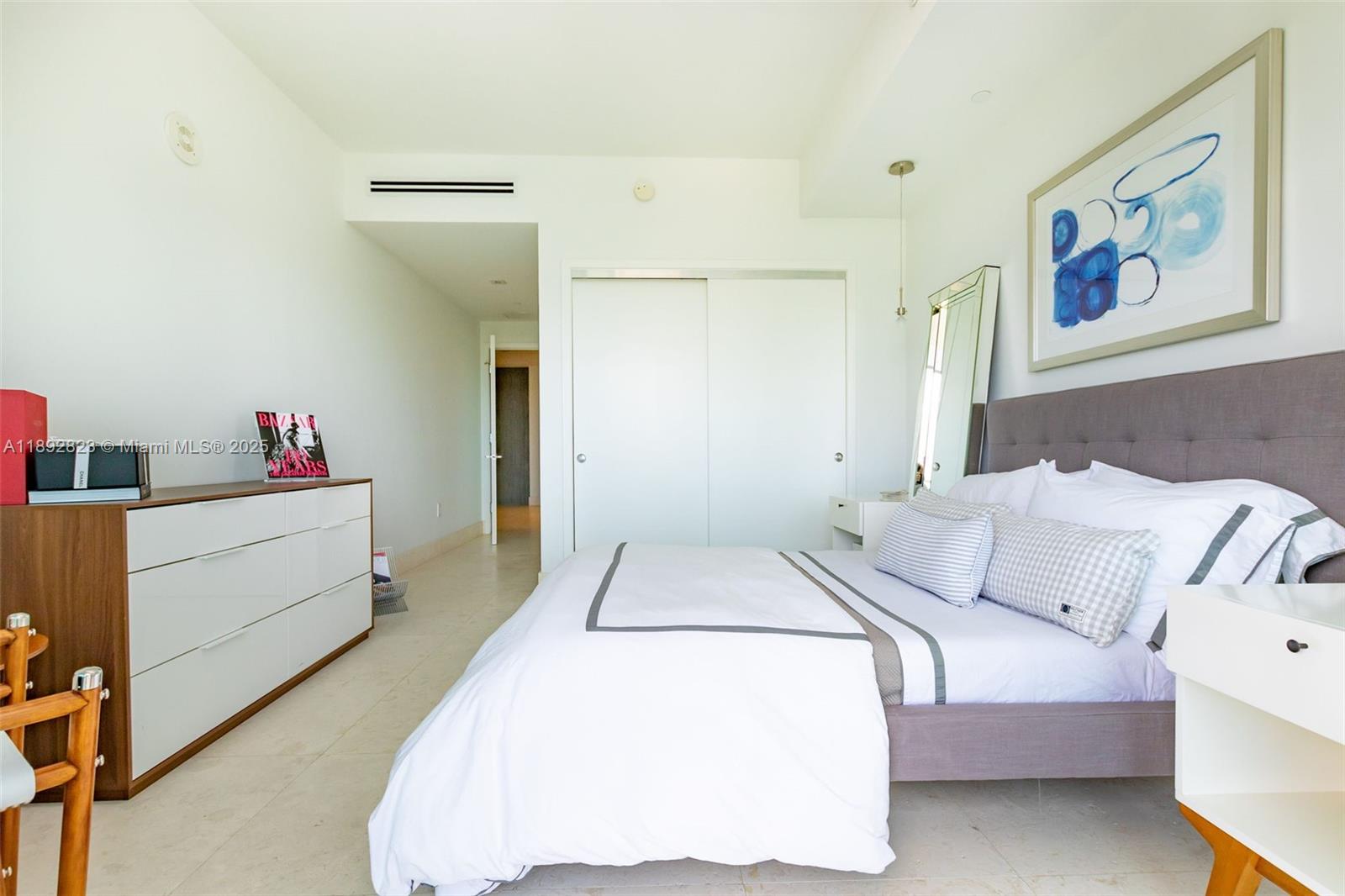 OCEANA KEY BISCAYNE CONDO - Residential Lease