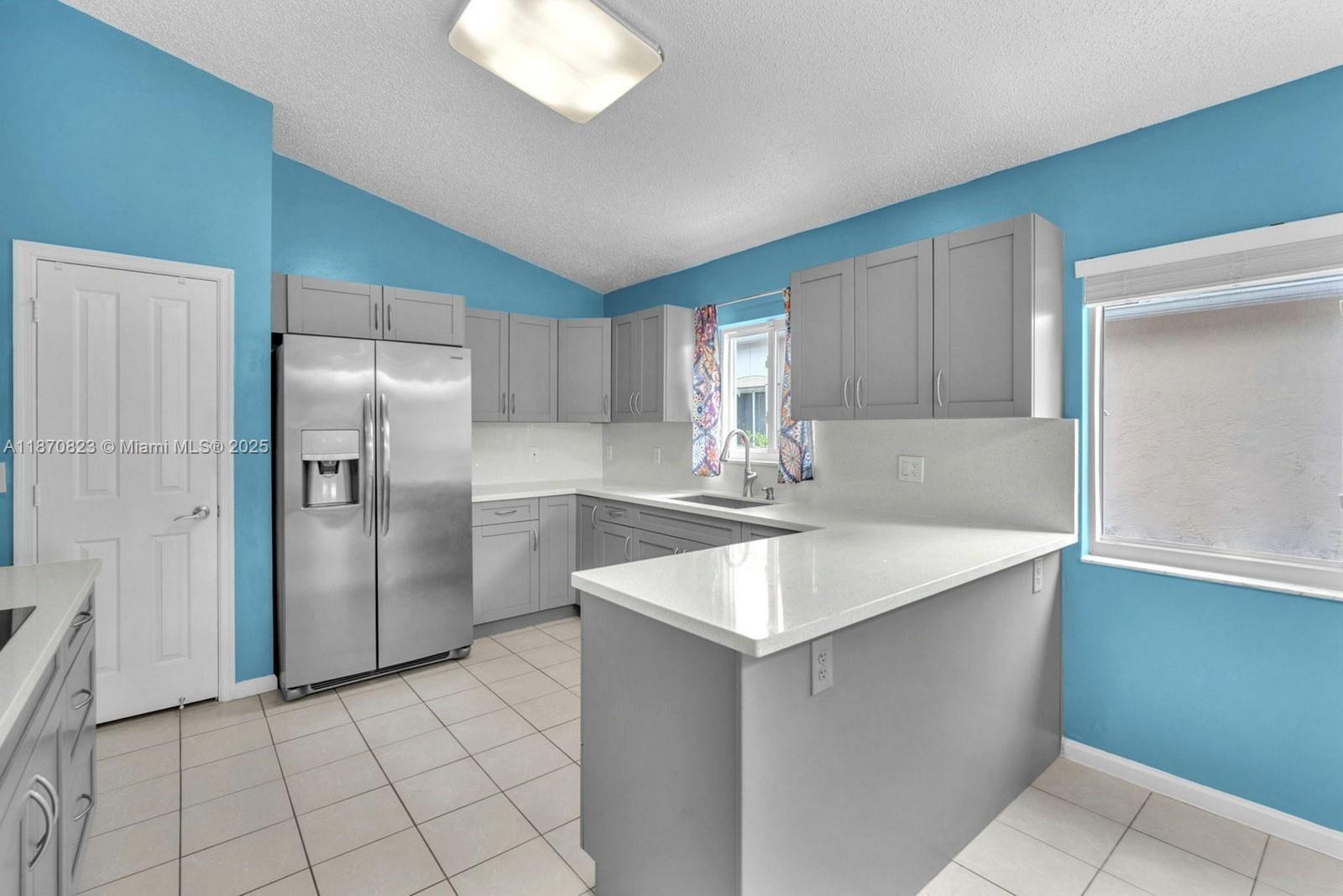 Silver Lakes Emerald Sound - Residential