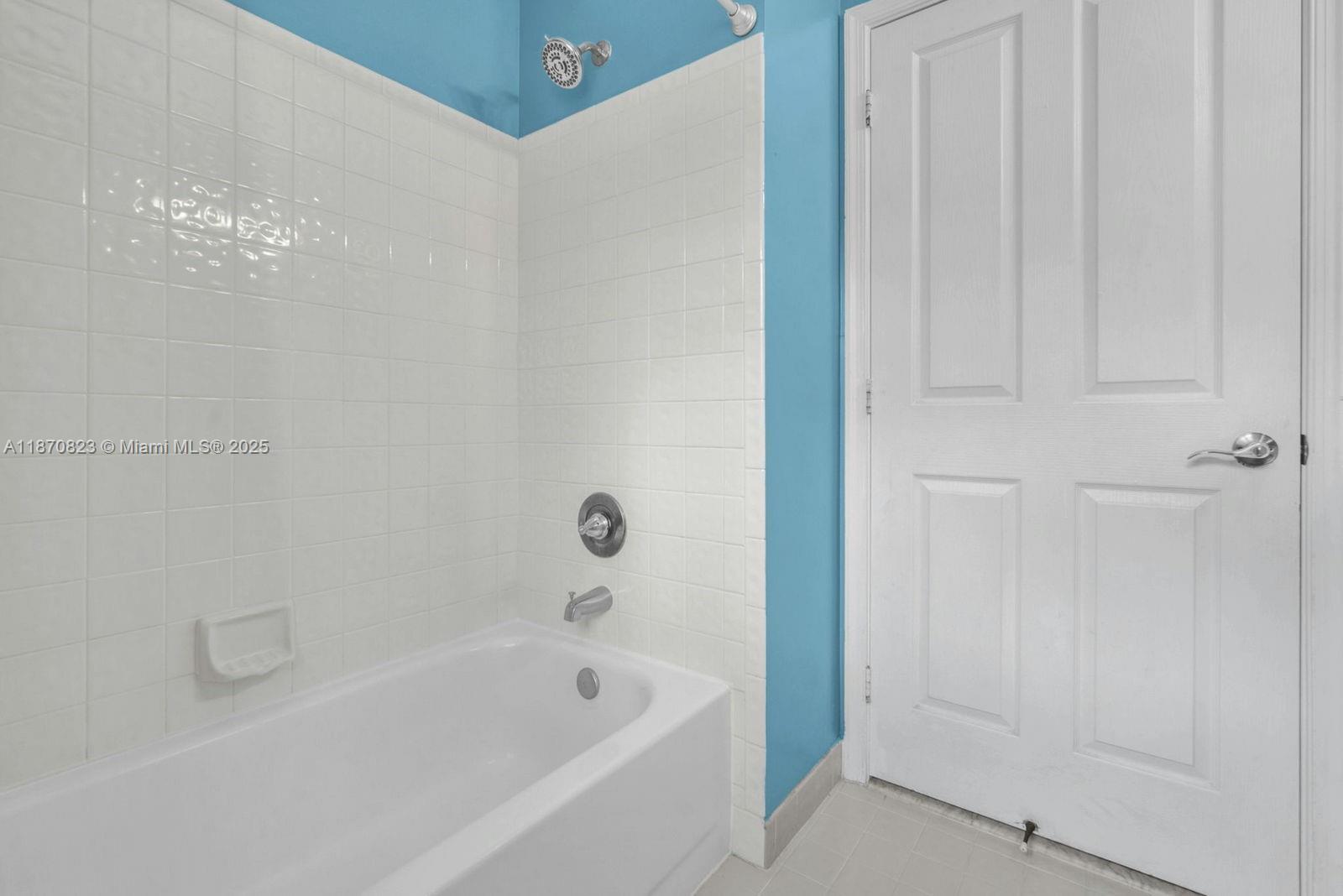 Silver Lakes Emerald Sound - Residential