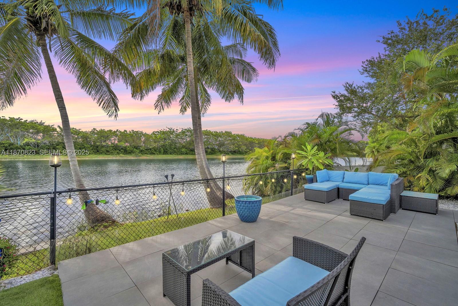 Silver Lakes Emerald Sound - Residential