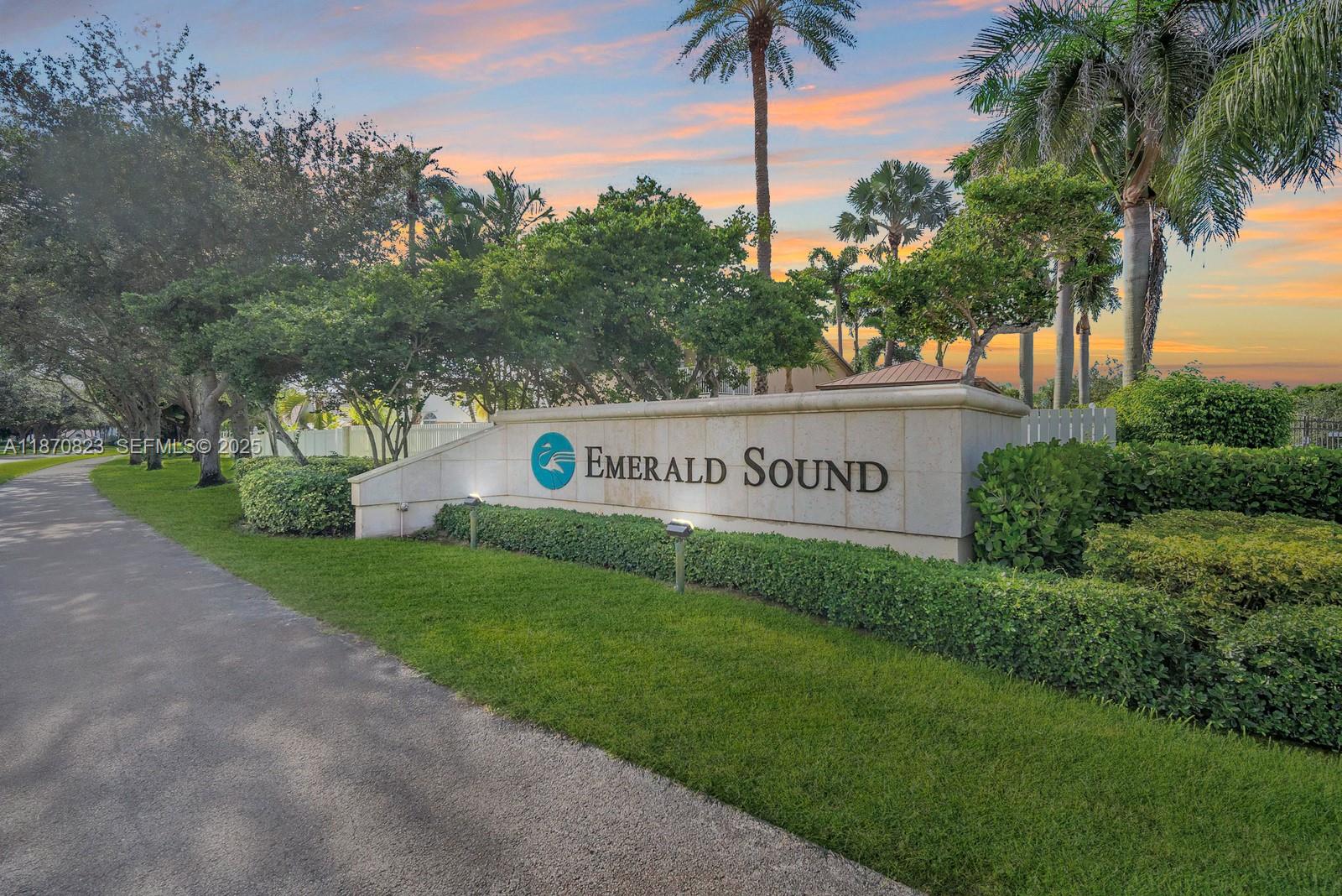 Silver Lakes Emerald Sound - Residential