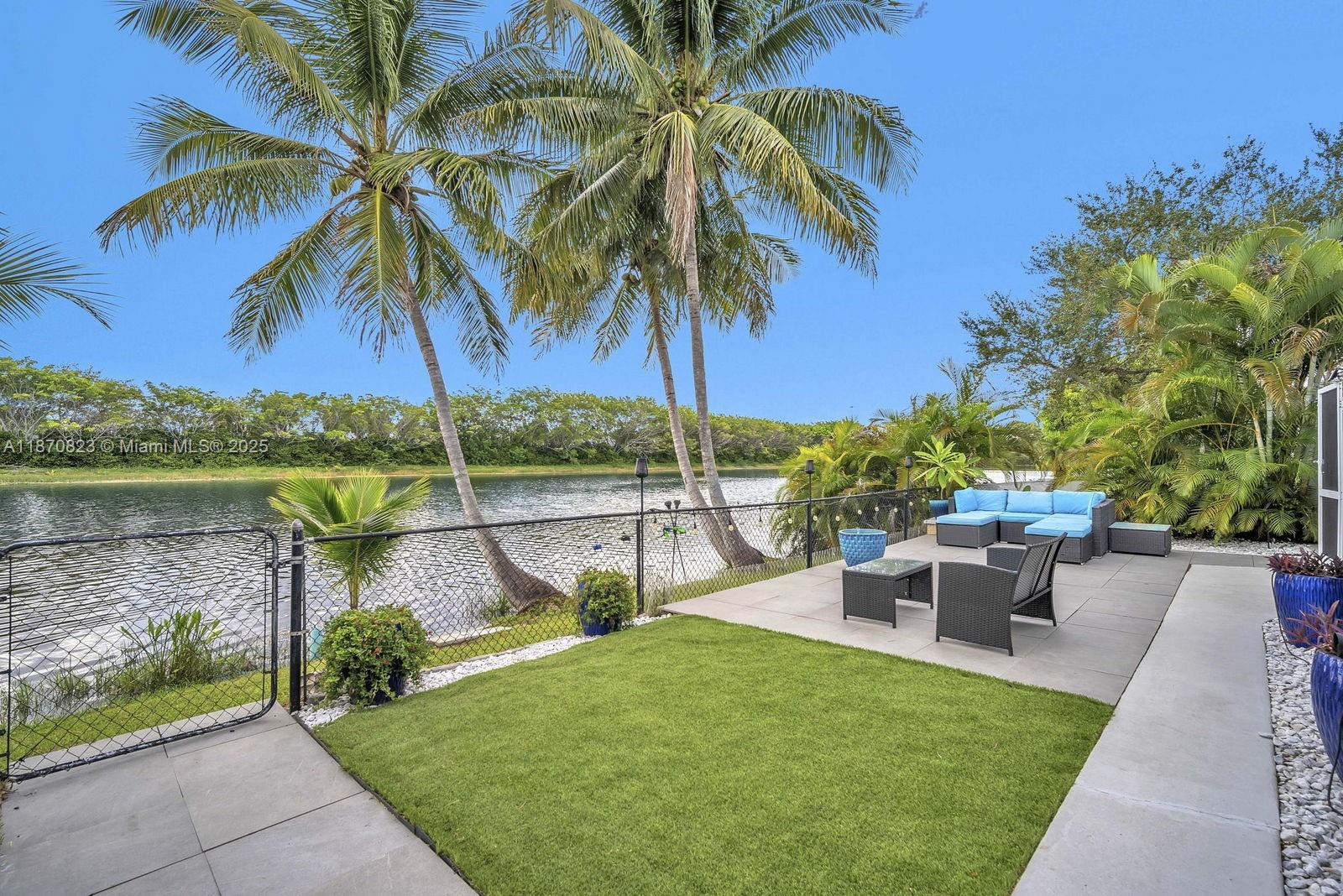 Silver Lakes Emerald Sound - Residential