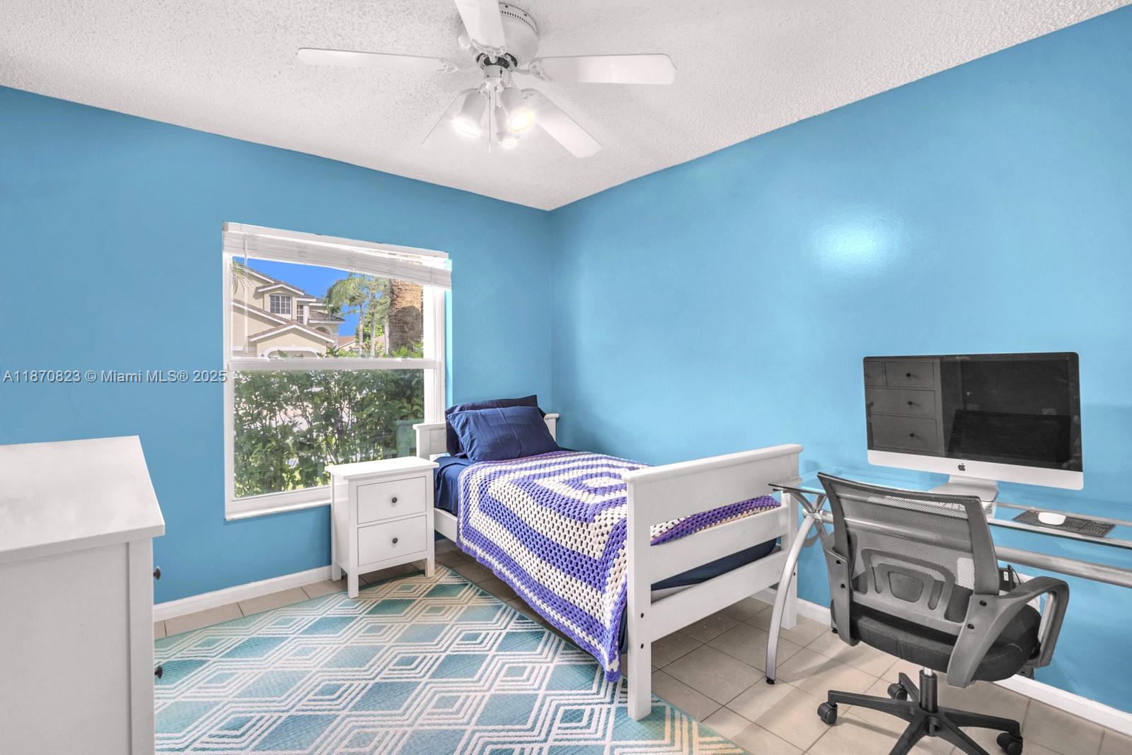 Silver Lakes Emerald Sound - Residential