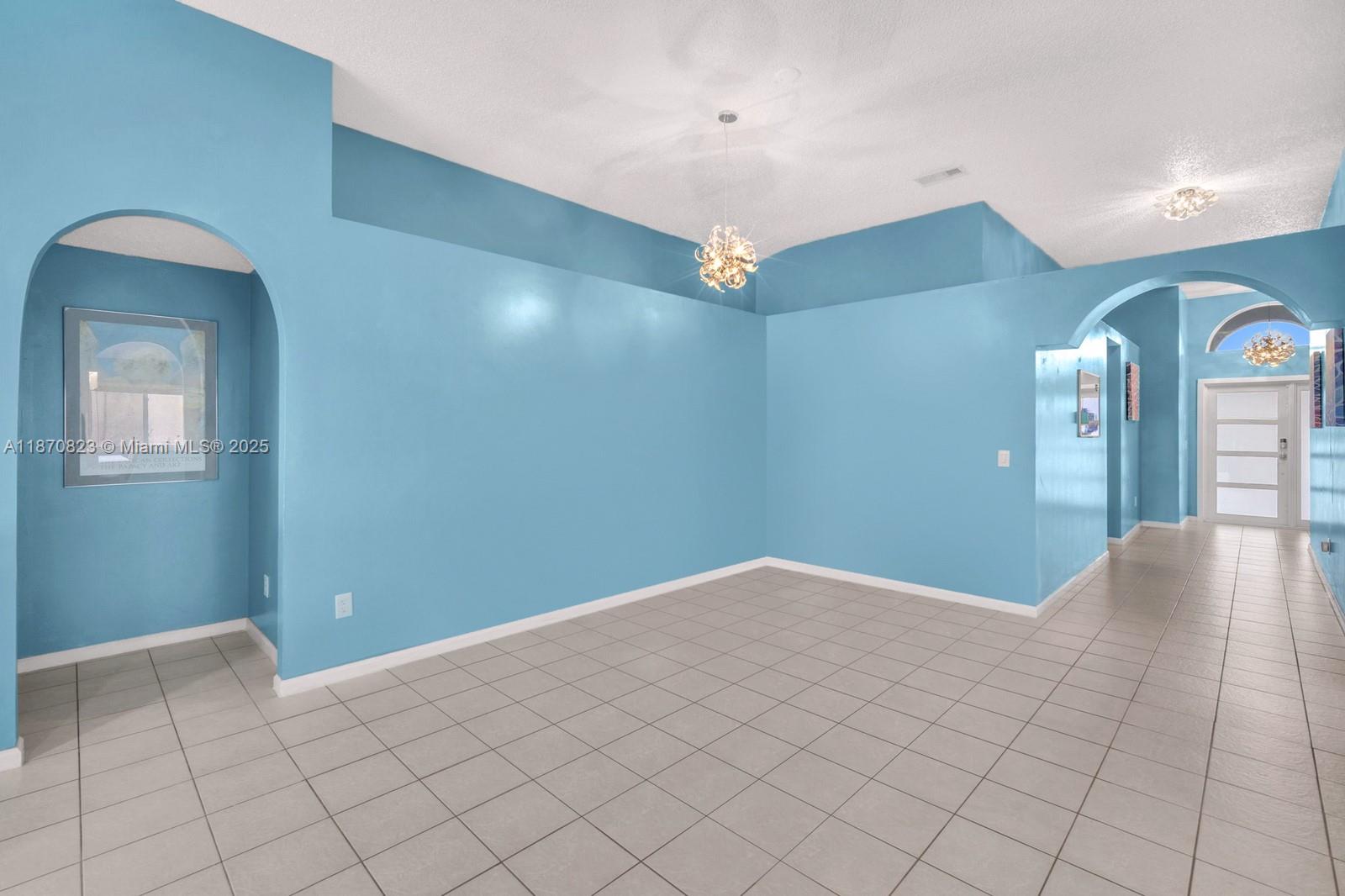 Silver Lakes Emerald Sound - Residential