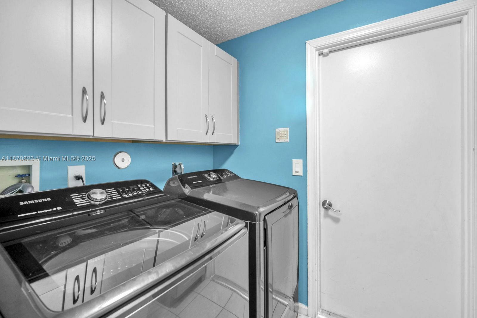 Silver Lakes Emerald Sound - Residential