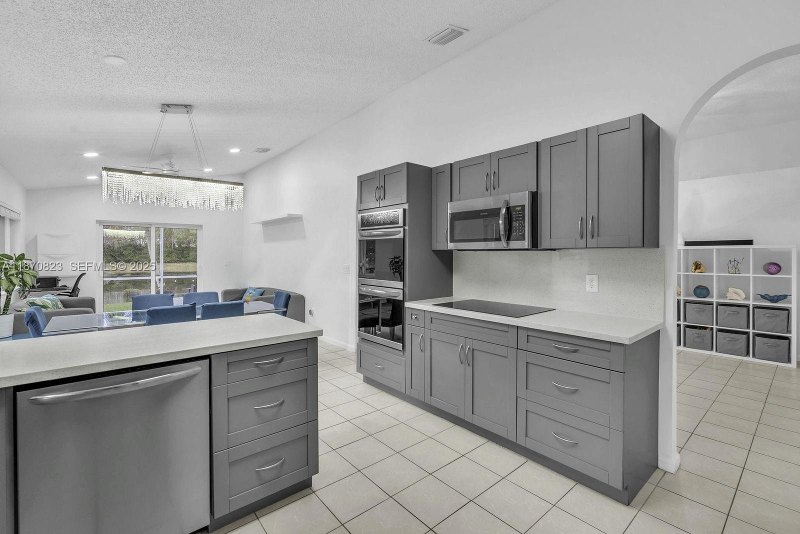 Silver Lakes Emerald Sound - Residential