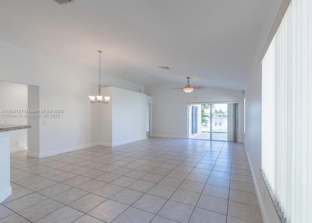 SECTORS 3 & 4 BOUNDARY PL - Residential Lease
