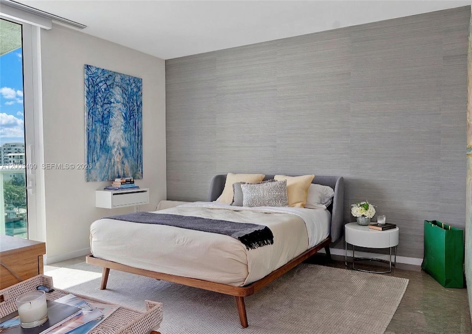 THE GRAND VENETIAN CONDO - Residential