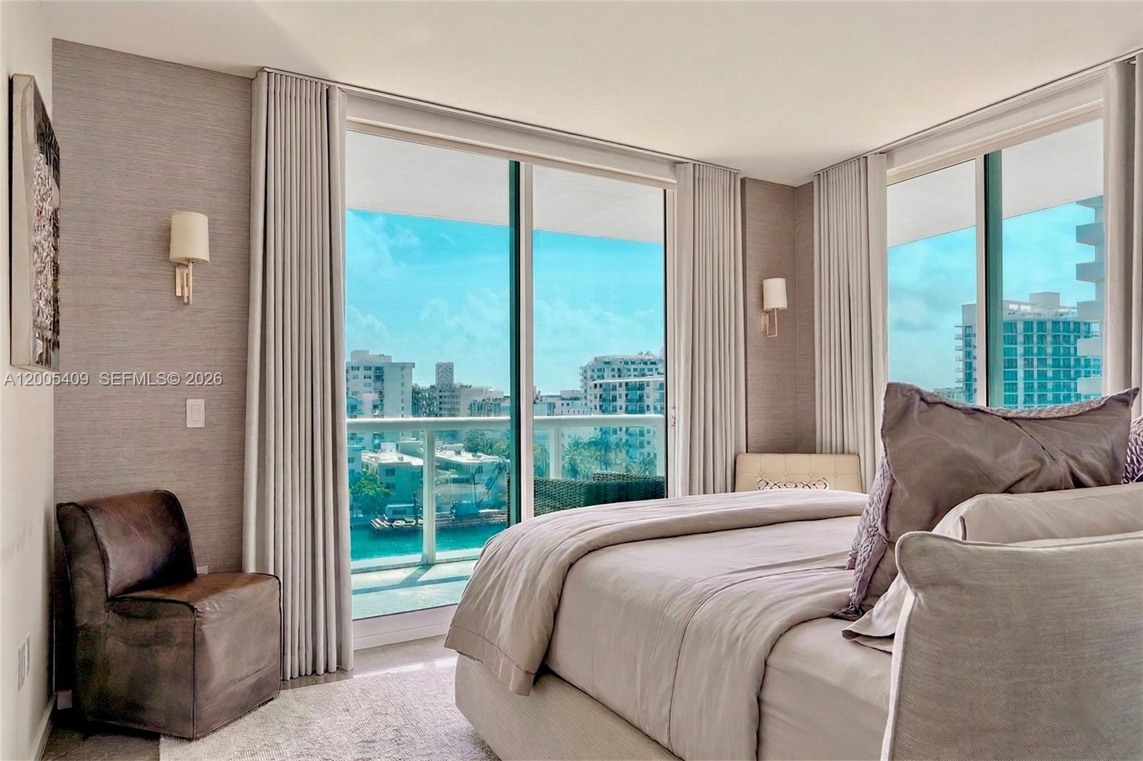 THE GRAND VENETIAN CONDO - Residential