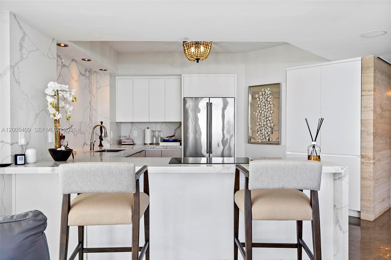 THE GRAND VENETIAN CONDO - Residential