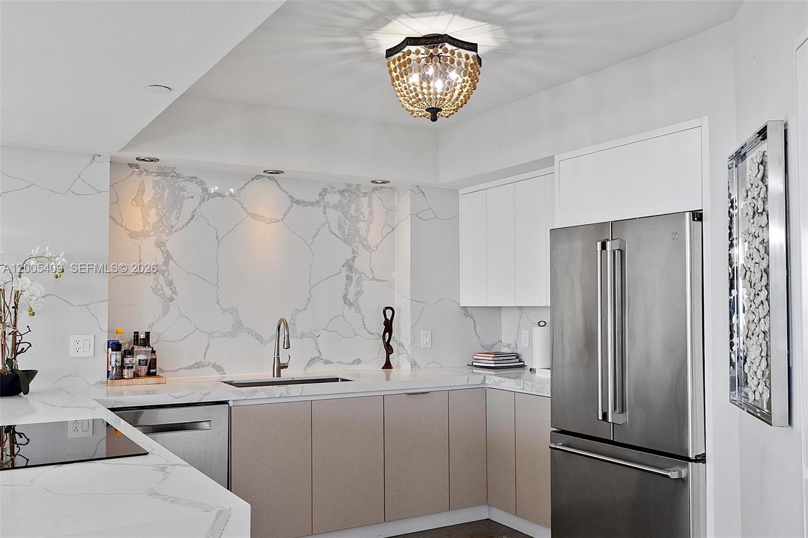 THE GRAND VENETIAN CONDO - Residential