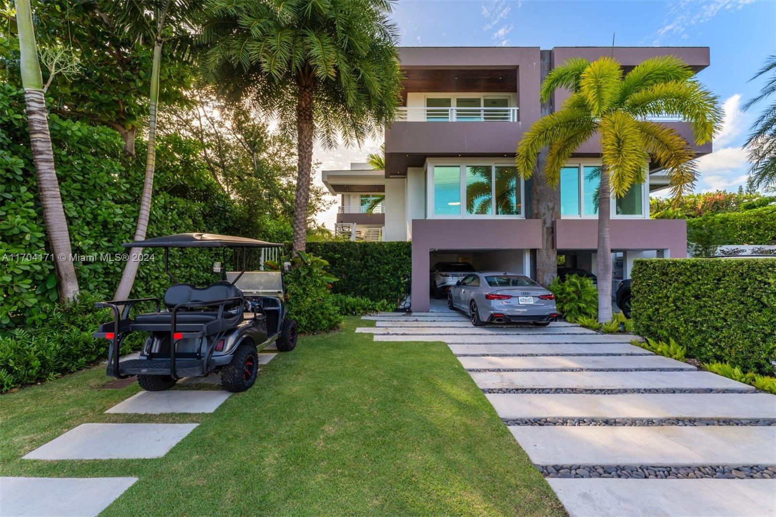 TROPICAL ISLE HOMES SUB 4 - Residential