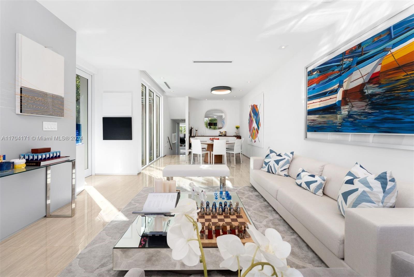 330 Fernwood Road #2