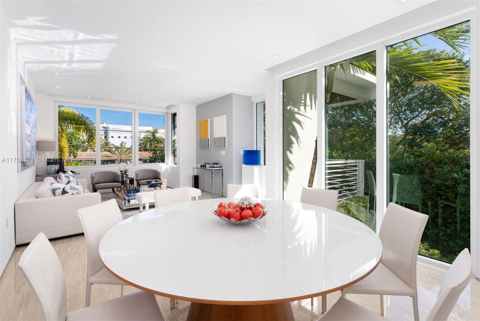 330 Fernwood Road #2