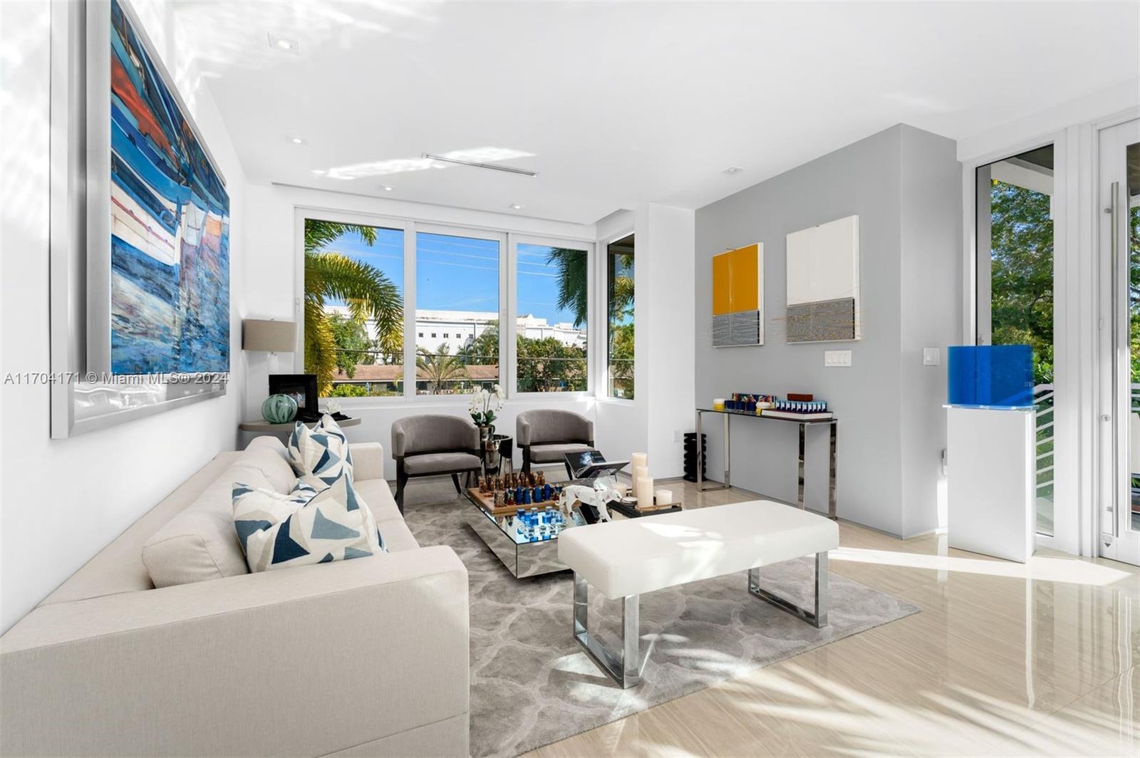 330 Fernwood Road #2