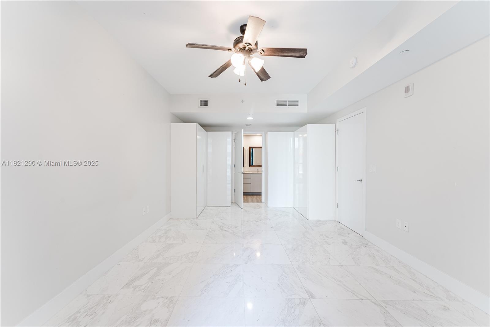 1010 BRICKELL CONDO - Residential