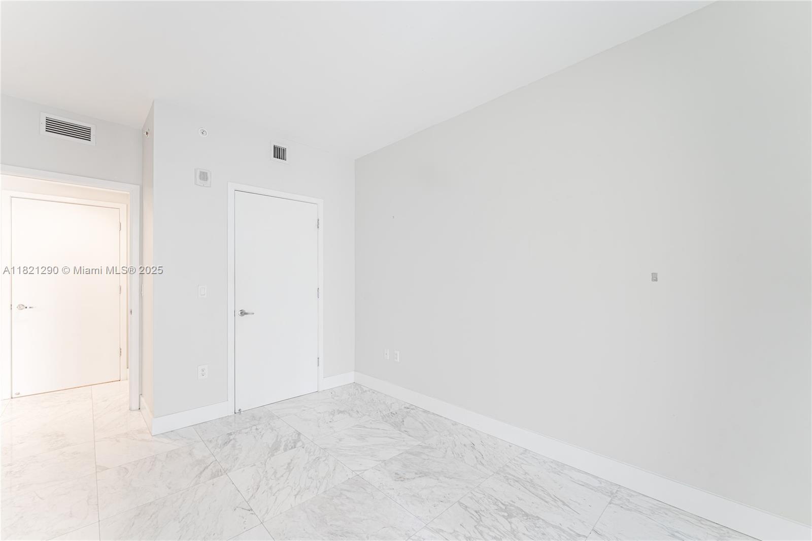 1010 BRICKELL CONDO - Residential