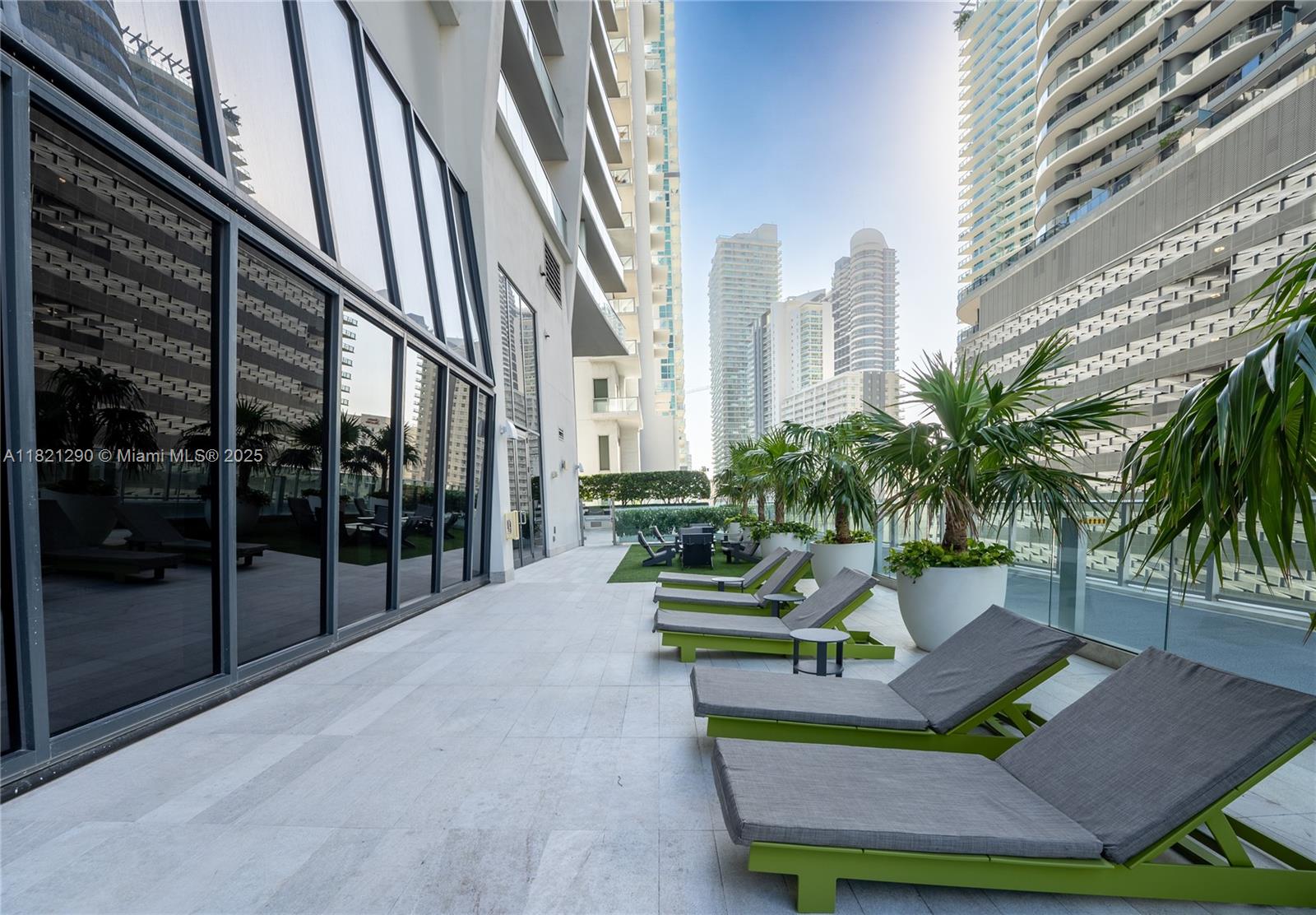 1010 BRICKELL CONDO - Residential
