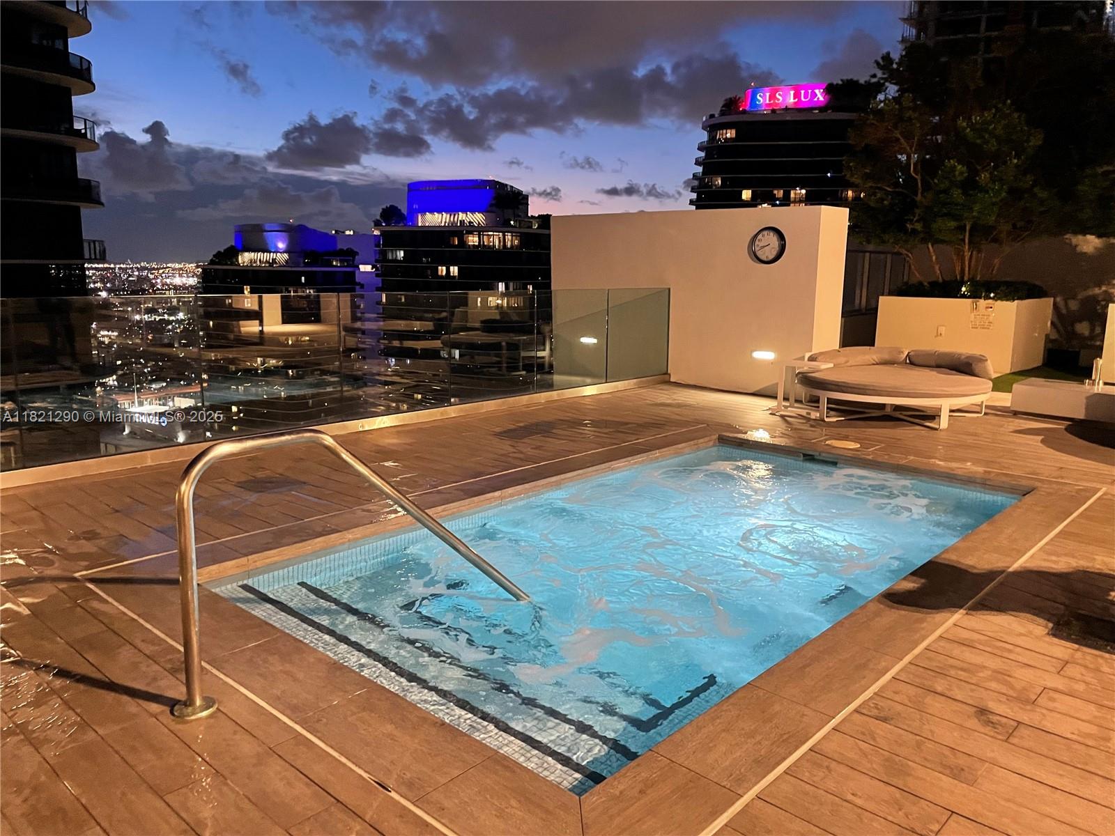 1010 BRICKELL CONDO - Residential