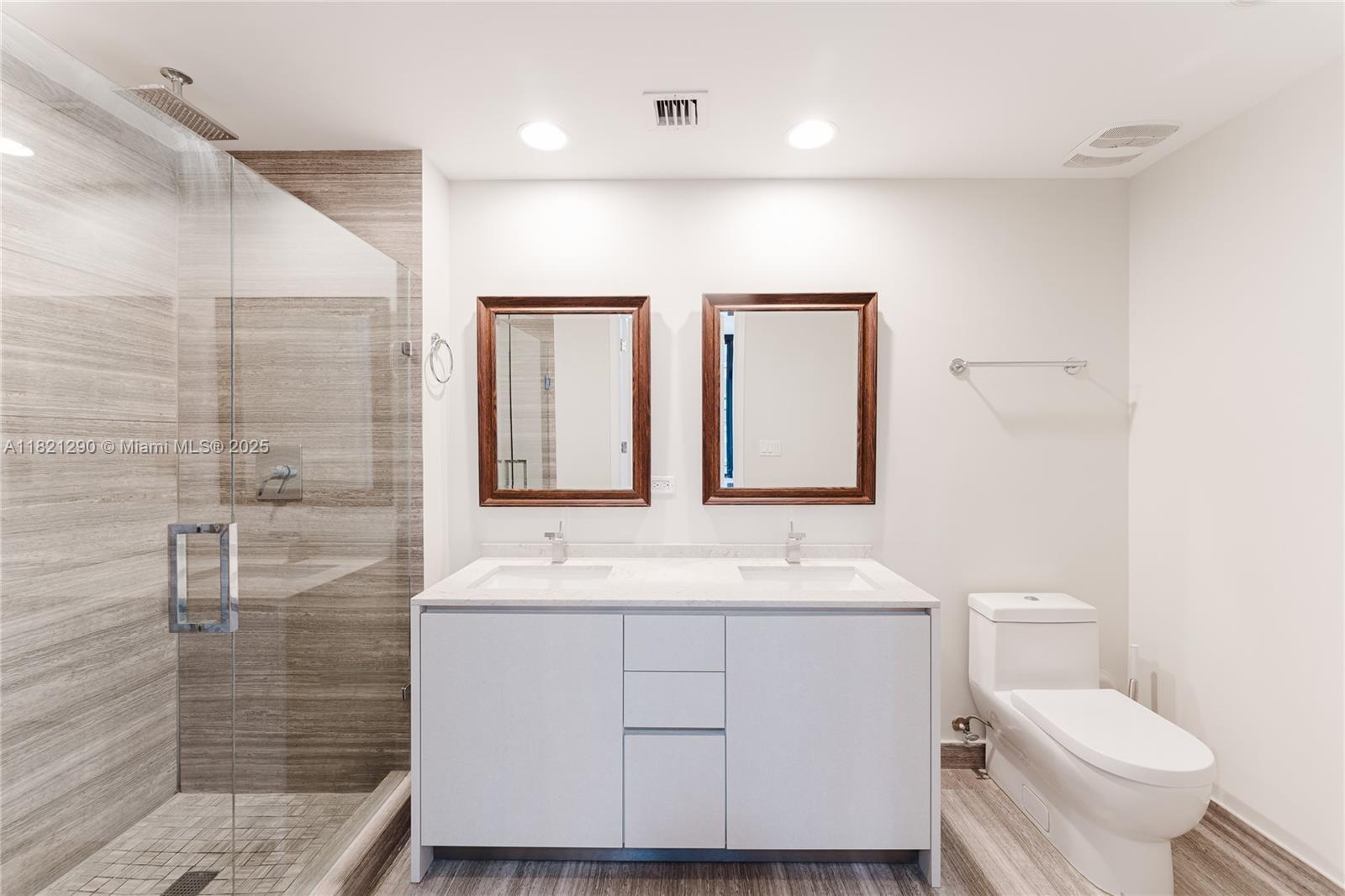 1010 BRICKELL CONDO - Residential