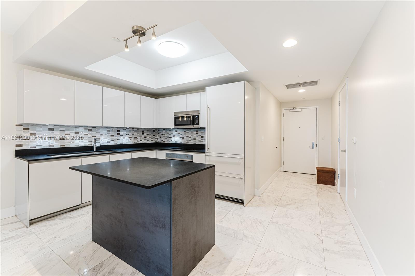 1010 Brickell Ave 1409