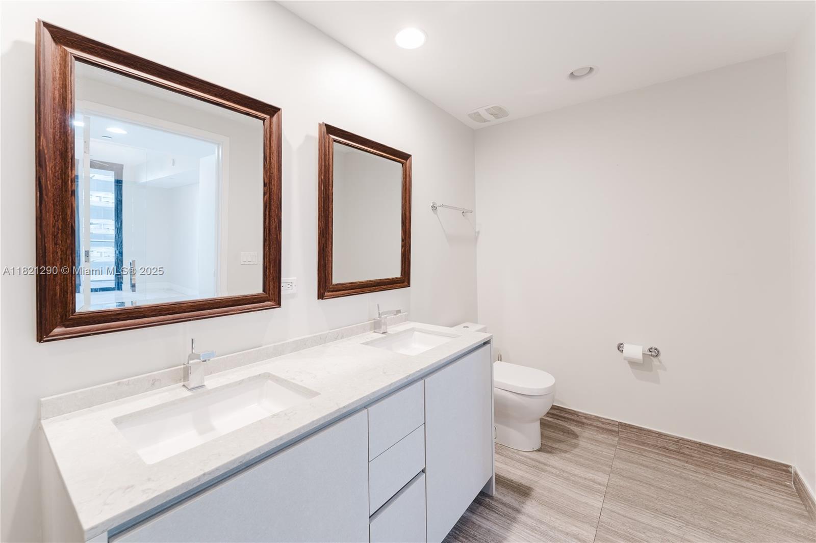 1010 BRICKELL CONDO - Residential