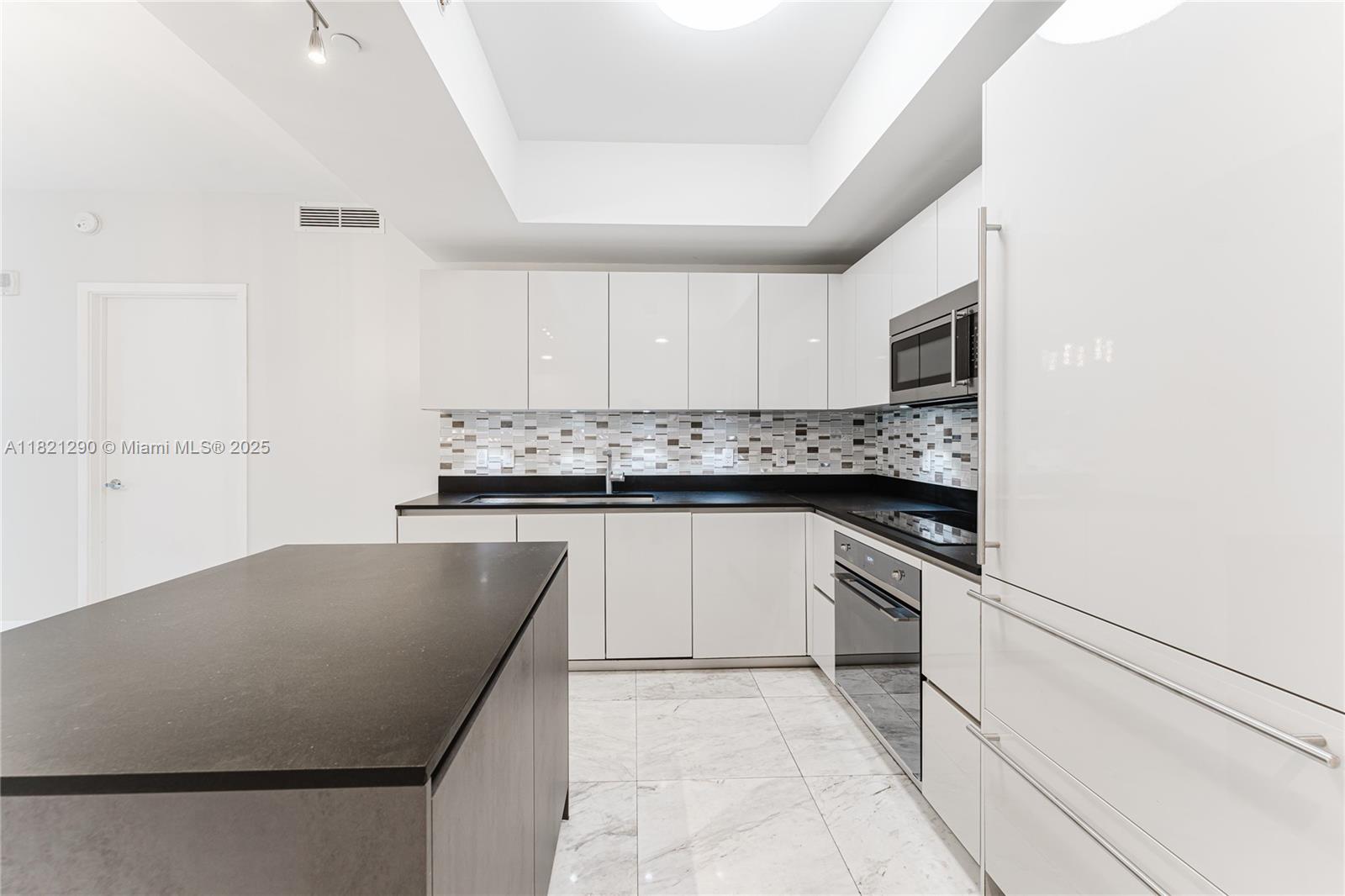 1010 BRICKELL CONDO - Residential