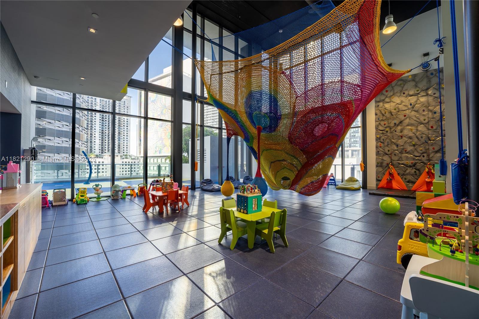 1010 BRICKELL CONDO - Residential