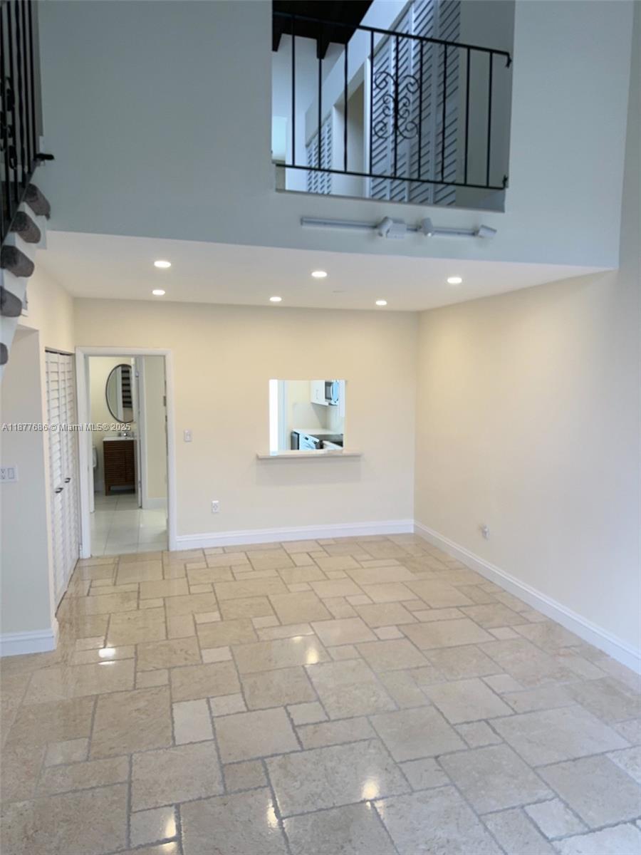 MIAMI SHORES SEC 3 - Residential Lease