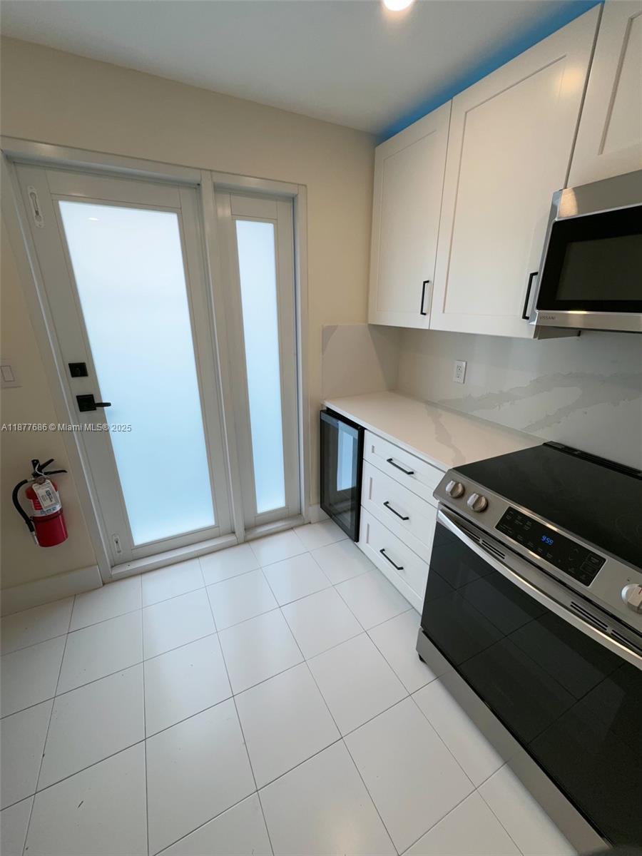 MIAMI SHORES SEC 3 - Residential Lease