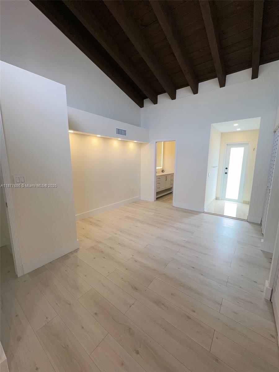 MIAMI SHORES SEC 3 - Residential Lease