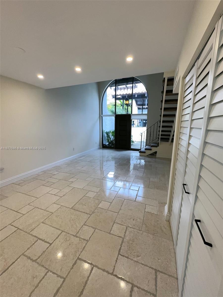 MIAMI SHORES SEC 3 - Residential Lease