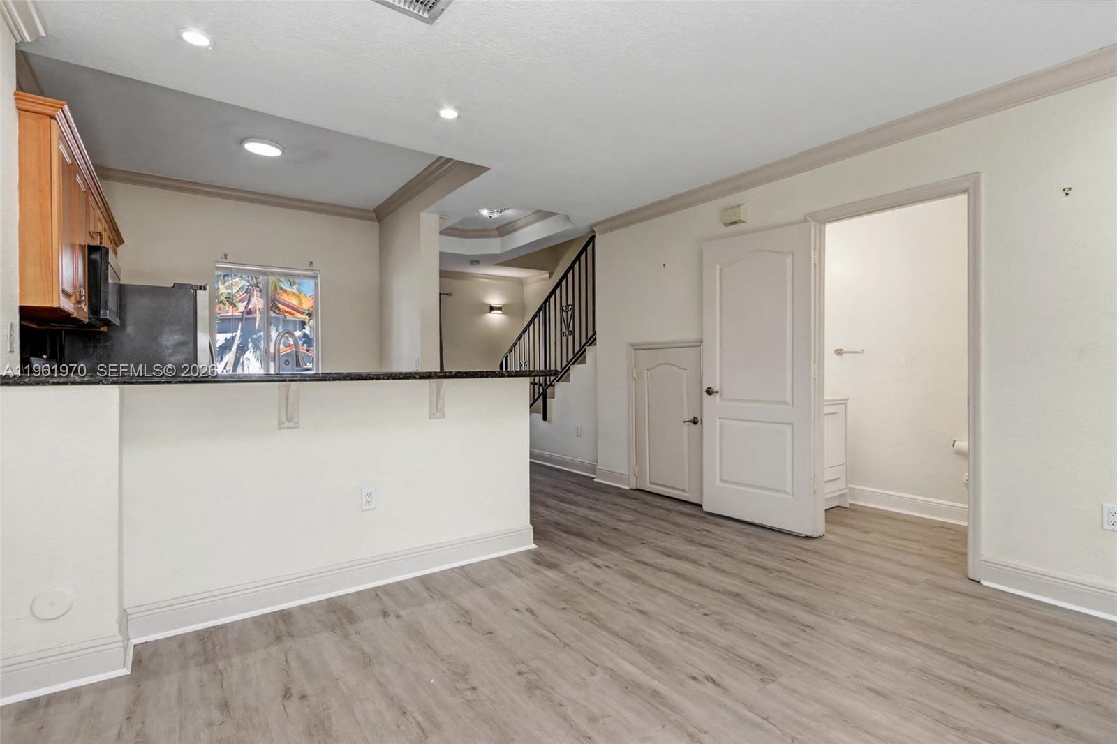 MELROSE POINT AT SANS SOU - Residential