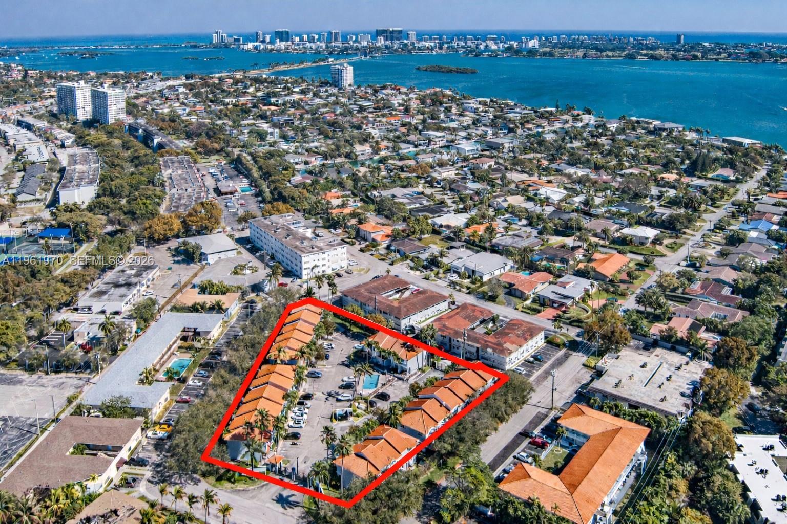 MELROSE POINT AT SANS SOU - Residential