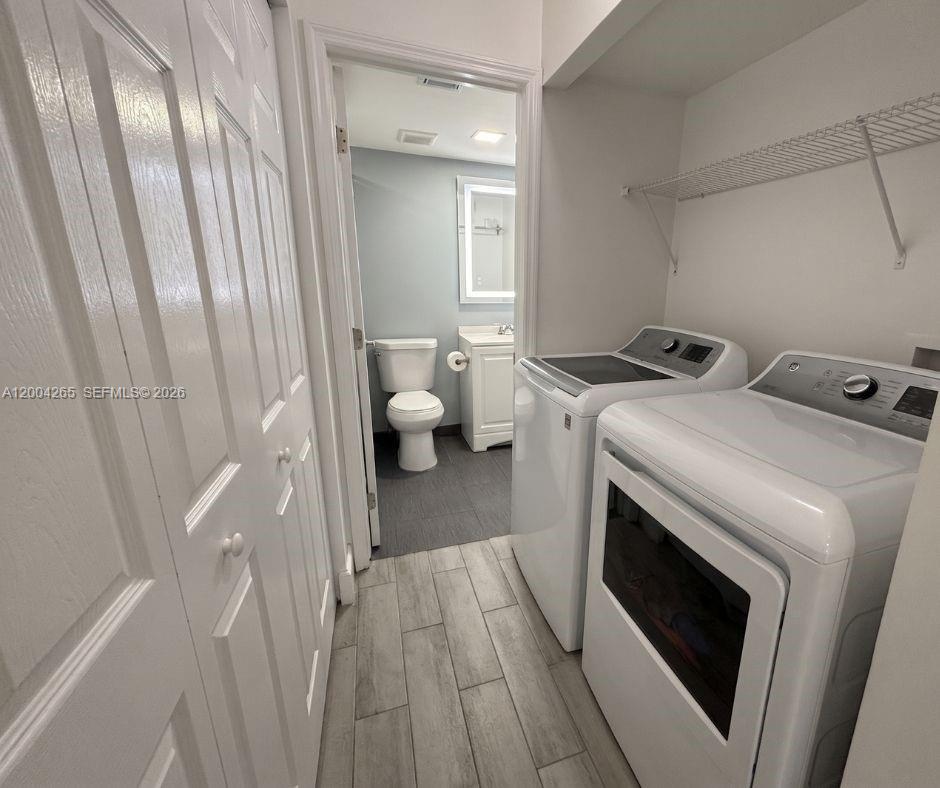 HOLIDAY PARK 1 CONDO - Residential