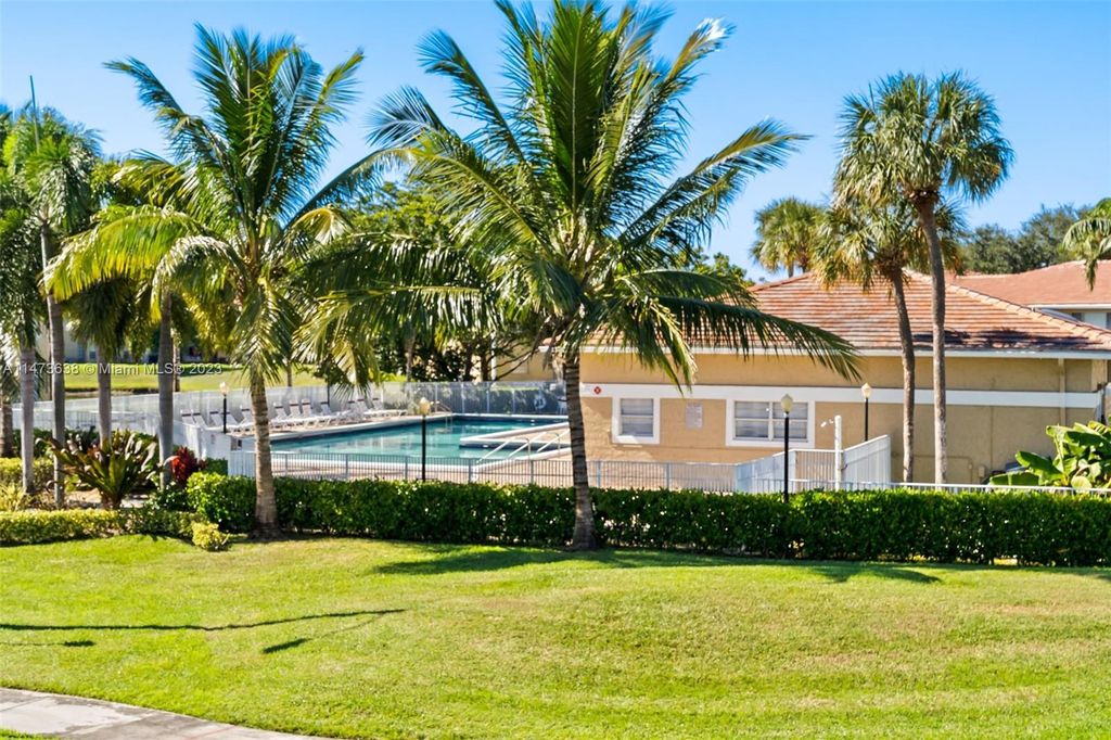 Photo of 869 Twin Lakes Dr #10-H, Coral Springs, FL 33071 (MLS # A11473638)