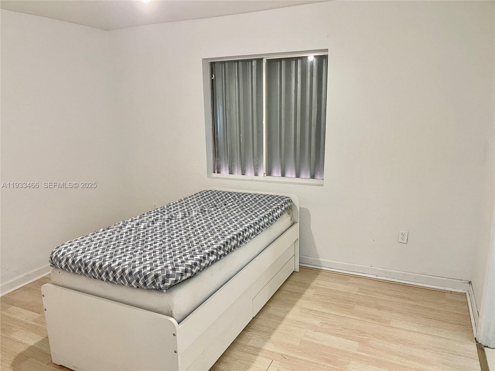 ORCHARD VILLA EXTENSION - Residential Lease