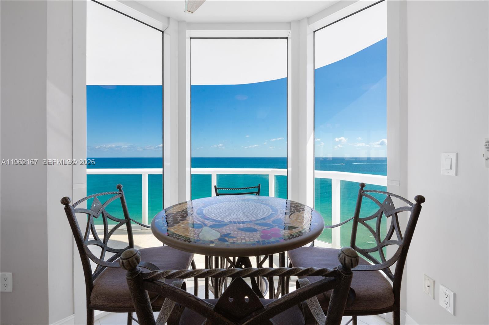 AKOYA CONDO - Residential